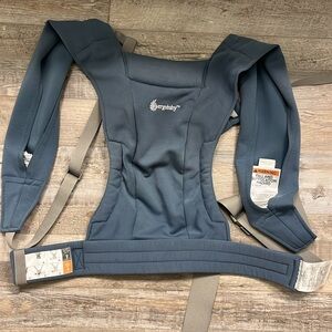 Ergobaby embrace